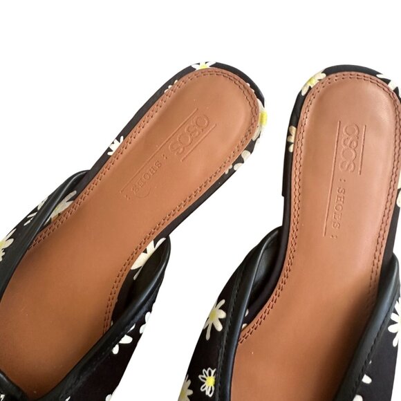 ASOS Women's Black White Daisy Print Mules Flats Size UK 4 / US 6 - Picture 2 of 9